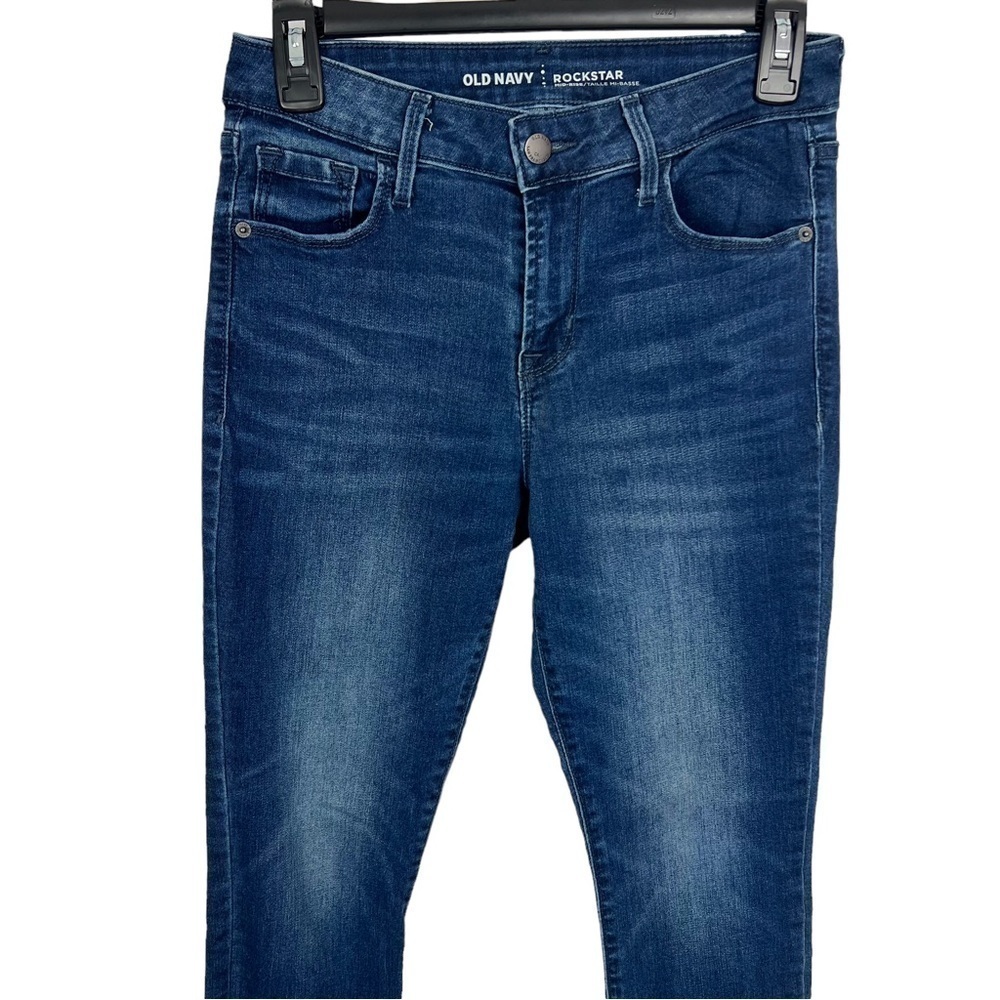 Old Navy Rockstar Women’s Blue Jeans Sz 4 Dark Wash Mid-Rise Stretch Distressed - Picture 2 of 12